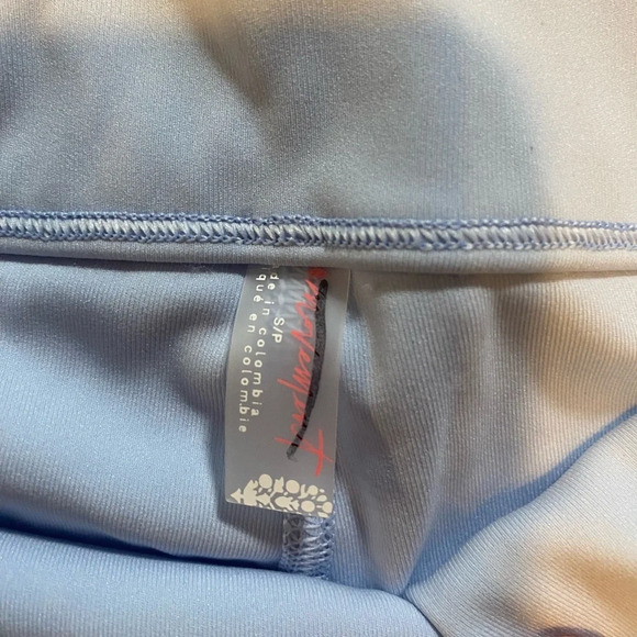 FP Movement Light Blue Legging Shorts Size Small B4 - Picture 3 of 3
